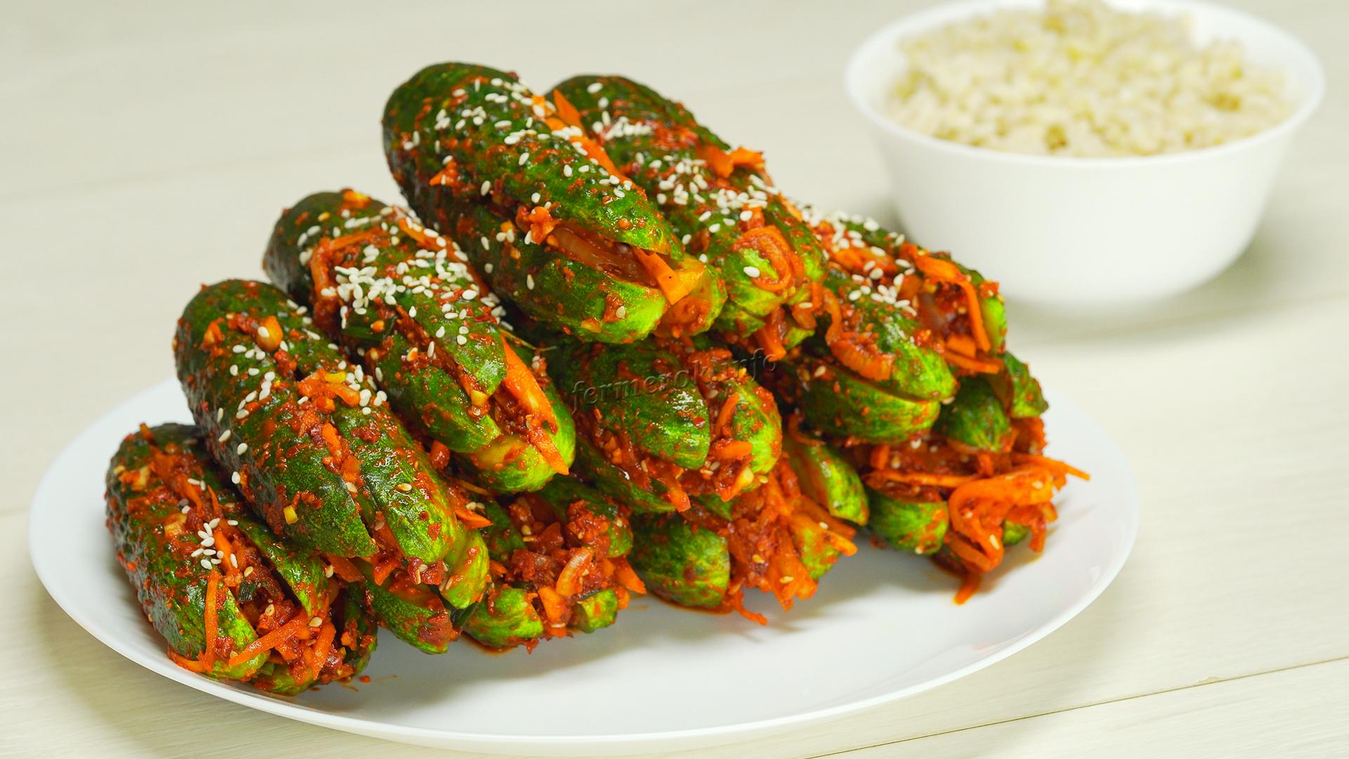 Огурцы по-корейски с морковью и специями